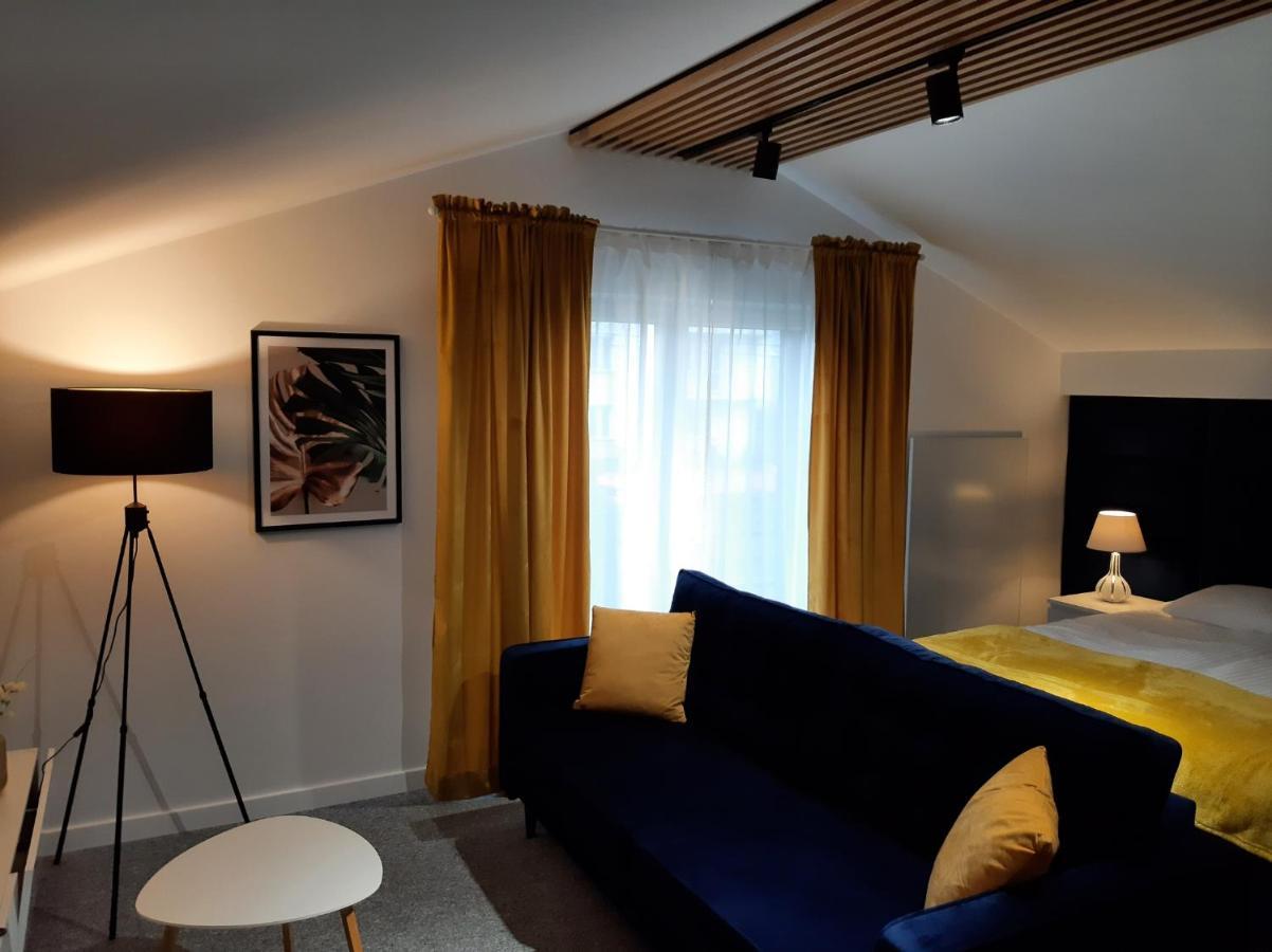Apartament Willa Pod Sosnami Zator Przeciszow Exteriér fotografie
