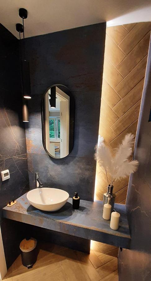 Apartament Willa Pod Sosnami Zator Przeciszow Exteriér fotografie